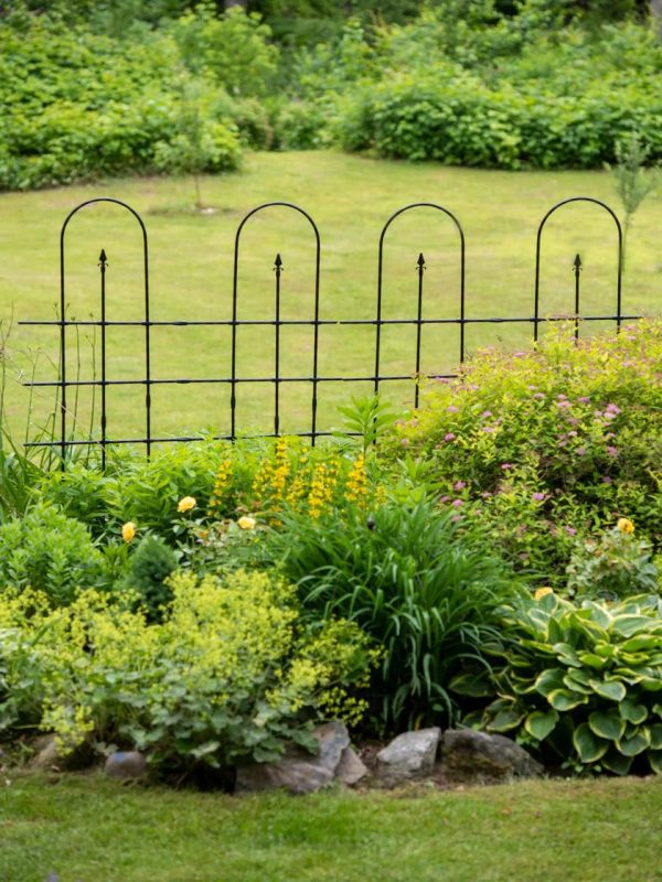 Carlisle Garden Border Panel  |   Trellises & Obelisks Trellises & Obelisks Trellises & Obelisks