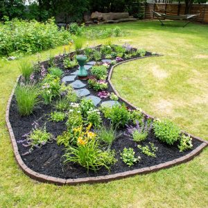 Roman Stone Recycled Rubber Landscape Edging, 4′  |   Edgings & Mulches Edgings & Mulches